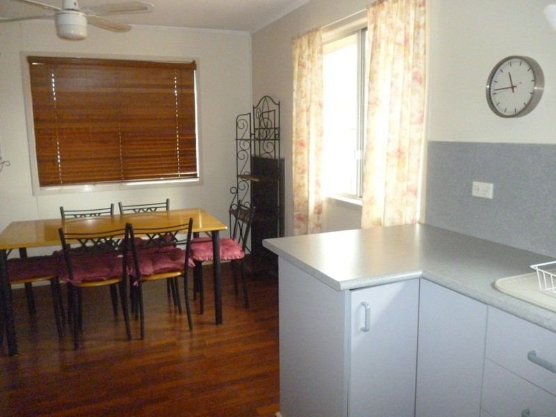 32 Bottletree Ave, Blackwater QLD 4717