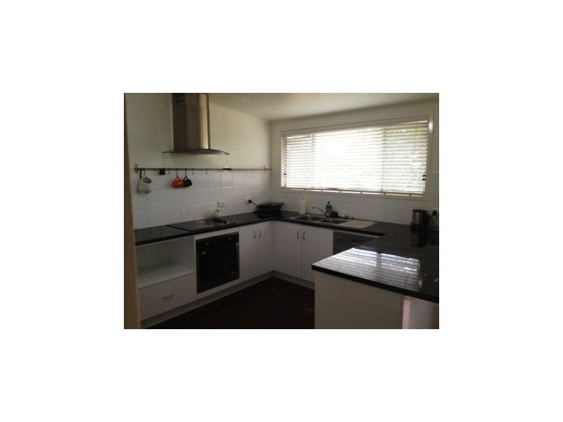 25 Bremner Street, Blackwater QLD 4717