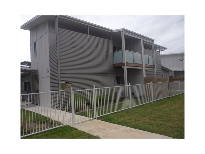 1 Aurora Close, Blackwater QLD 4717