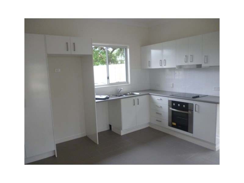 1 Aurora Close, Blackwater QLD 4717