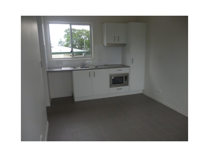 1 Aurora Close, Blackwater QLD 4717