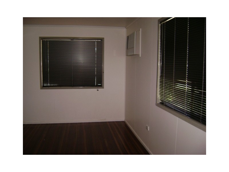 30 Bottletree Avenue, Blackwater QLD 4717