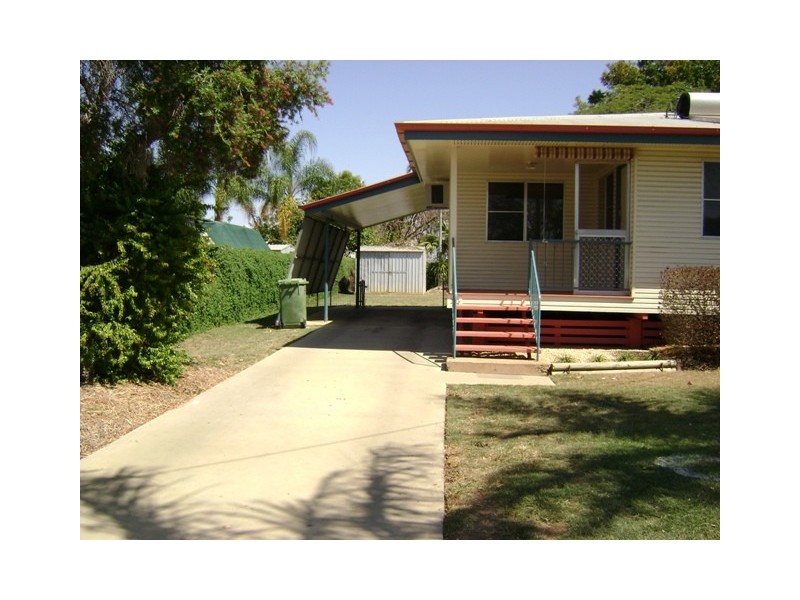 30 Bottletree Avenue, Blackwater QLD 4717