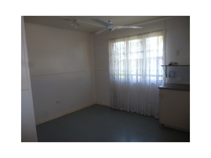 18 Fay Street, Blackwater QLD 4717