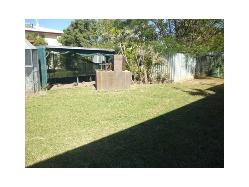 18 Fay Street, Blackwater QLD 4717