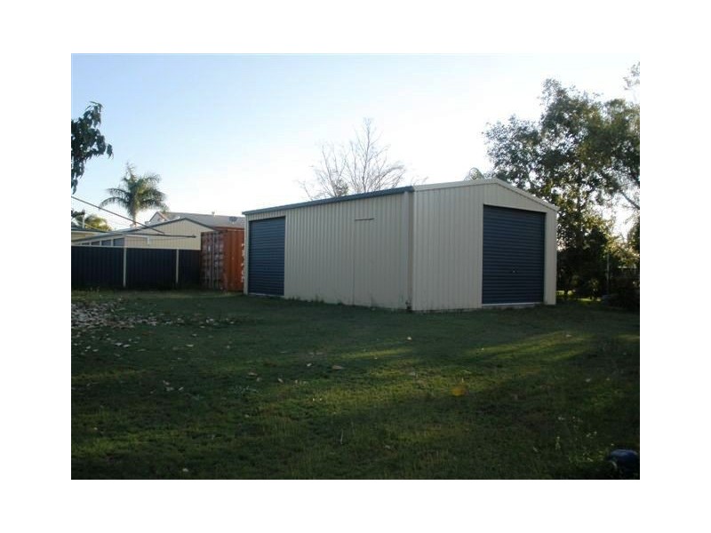 11 Taurus Street, Blackwater QLD 4717