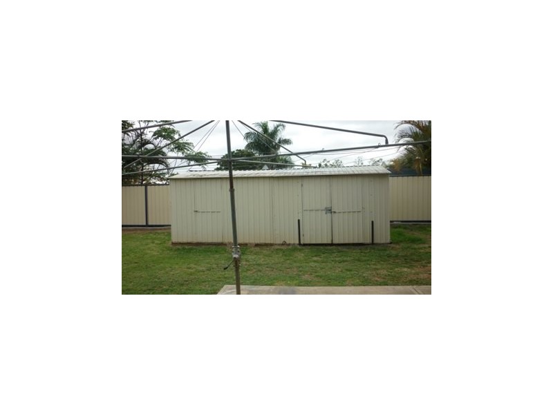 12 Gidyea Street, Blackwater QLD 4717