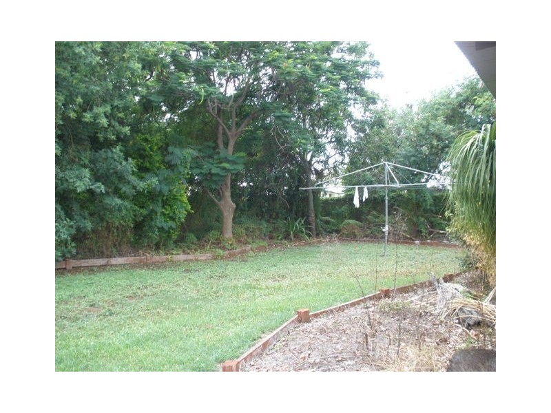 32 Taurus Street, Blackwater QLD 4717