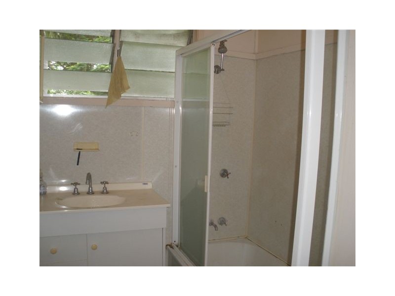 32 Taurus Street, Blackwater QLD 4717