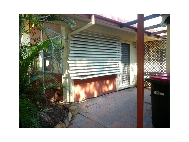 21 Lawless Street, Blackwater QLD 4717