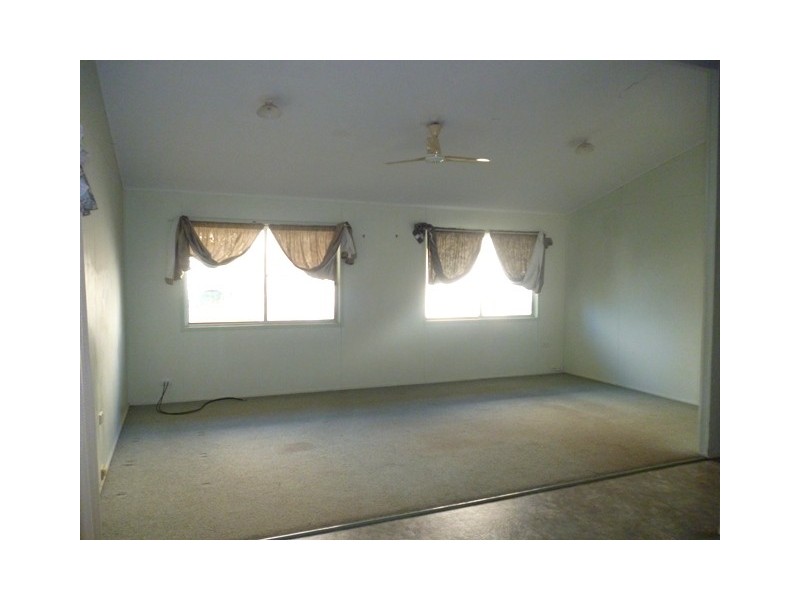 21 Lawless Street, Blackwater QLD 4717