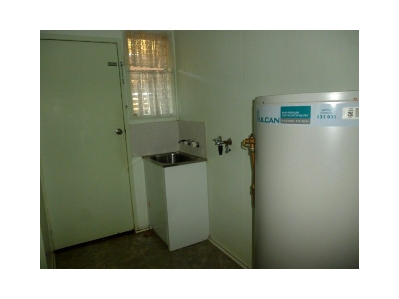 21 Lawless Street, Blackwater QLD 4717