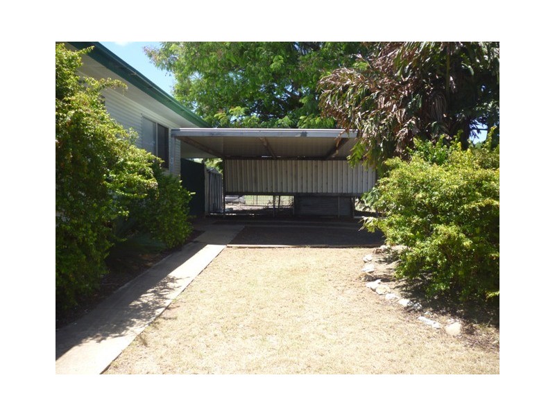 44 Bottletree Avenue, Blackwater QLD 4717