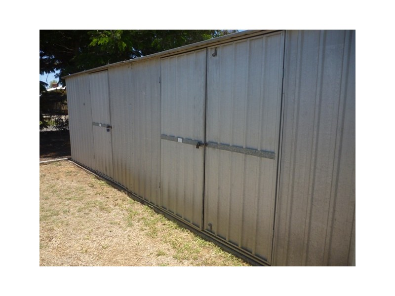 44 Bottletree Avenue, Blackwater QLD 4717