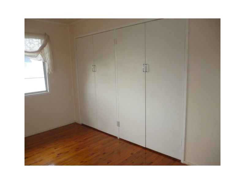 26 Wattle Street, Blackwater QLD 4717