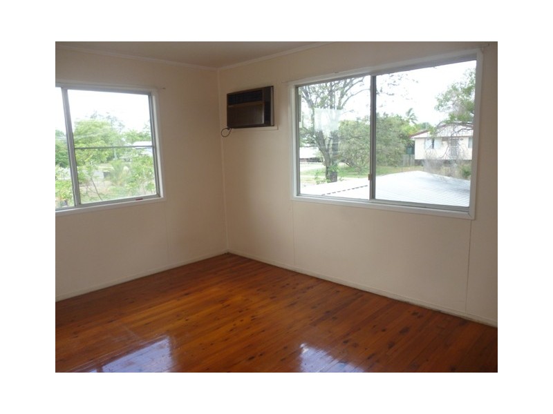 26 Wattle Street, Blackwater QLD 4717