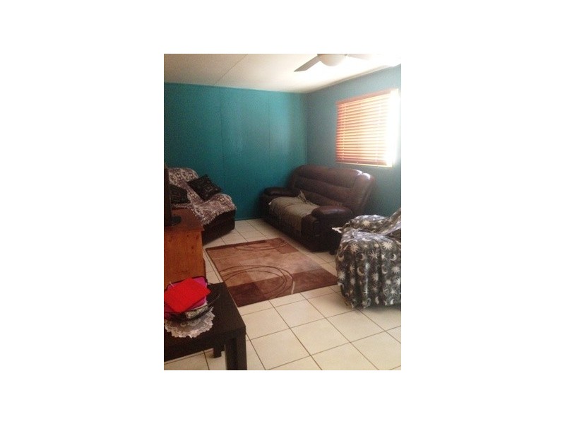 56 Stower St, Blackwater QLD 4717