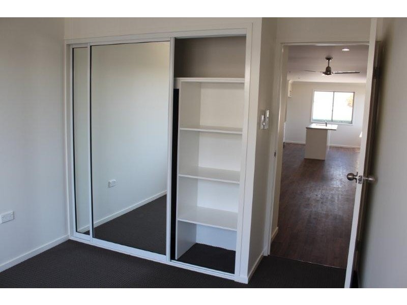 1 / 17-19 Sandalwood Street, Blackwater QLD 4717