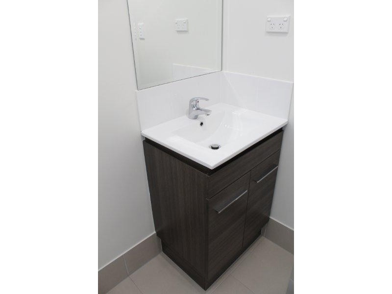 1 / 17-19 Sandalwood Street, Blackwater QLD 4717