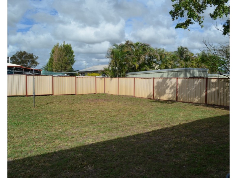 29 Arnold Street, Blackwater QLD 4717