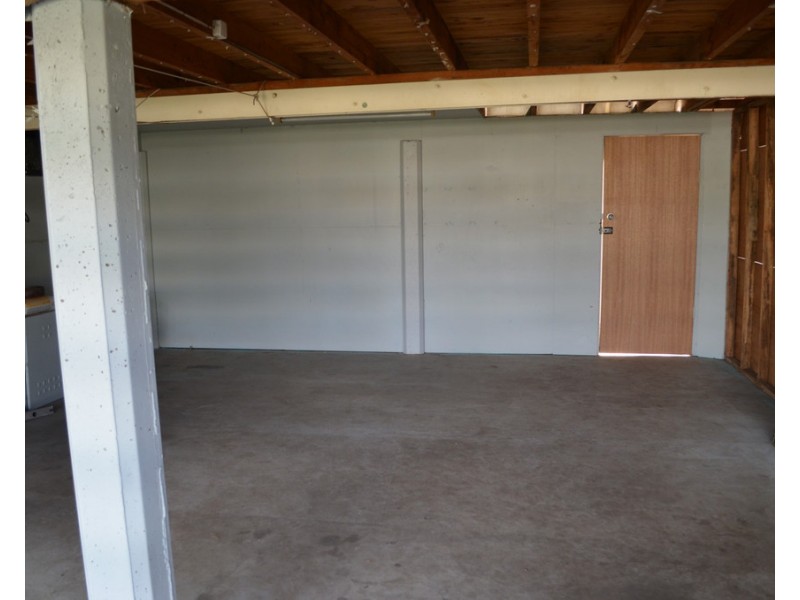 29 Arnold Street, Blackwater QLD 4717