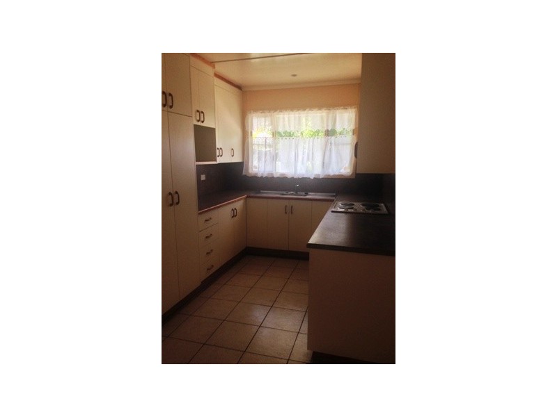 19 Seeman St, Blackwater QLD 4717