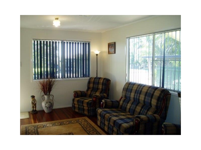 8 Myall Street, Blackwater QLD 4717