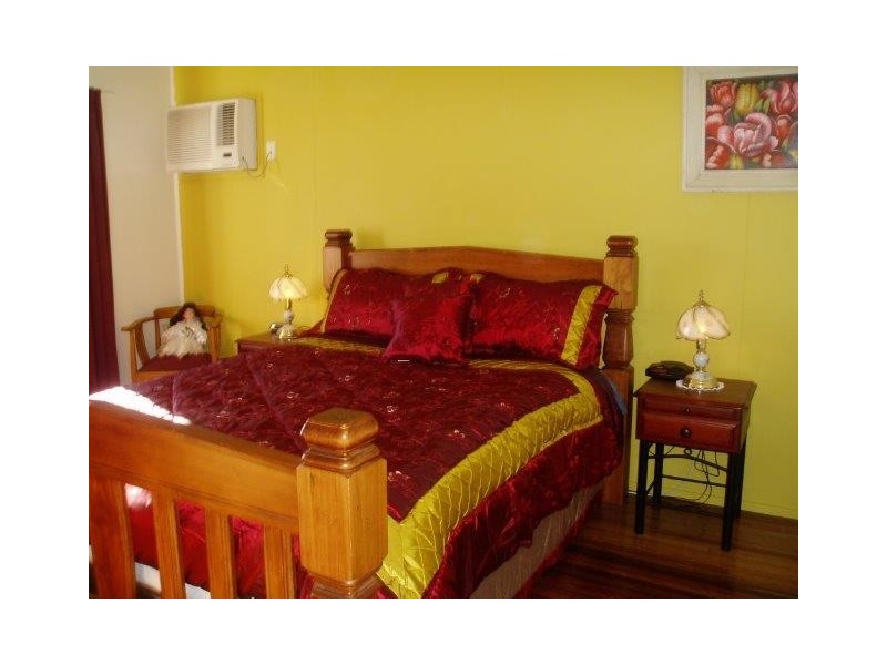 8 Myall Street, Blackwater QLD 4717