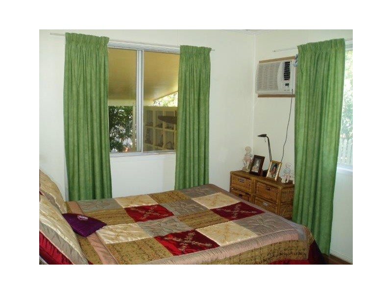 8 Myall Street, Blackwater QLD 4717