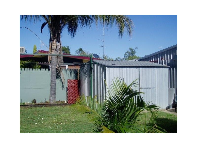 8 Myall Street, Blackwater QLD 4717