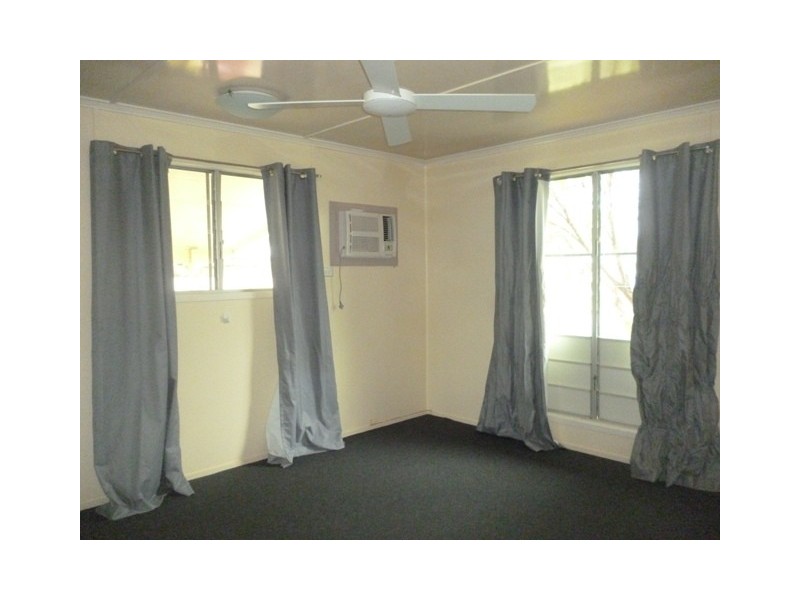 5 Long Street, Blackwater QLD 4717