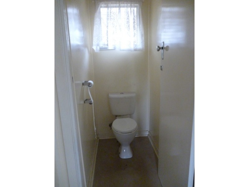 5 Long Street, Blackwater QLD 4717