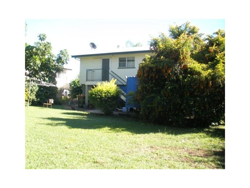 17 Gum Street, Blackwater QLD 4717