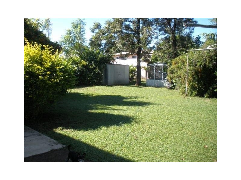 17 Gum Street, Blackwater QLD 4717