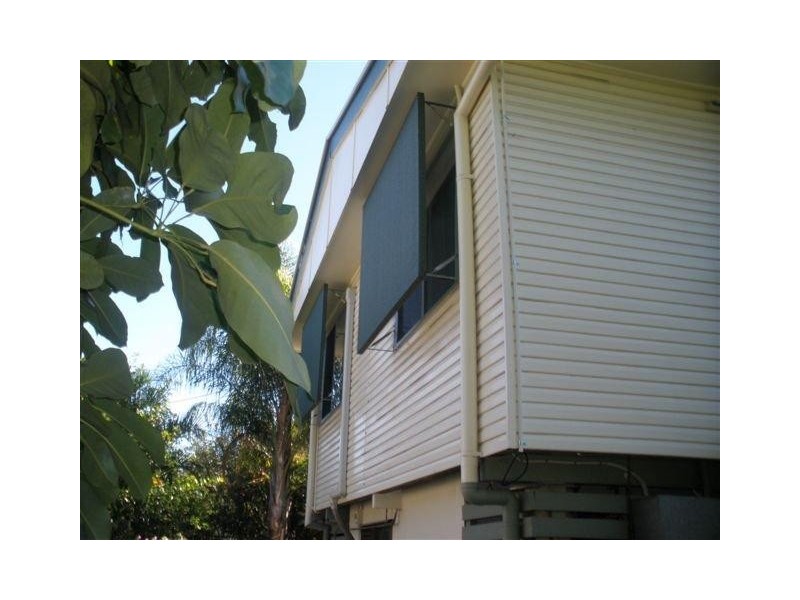 17 Gum Street, Blackwater QLD 4717