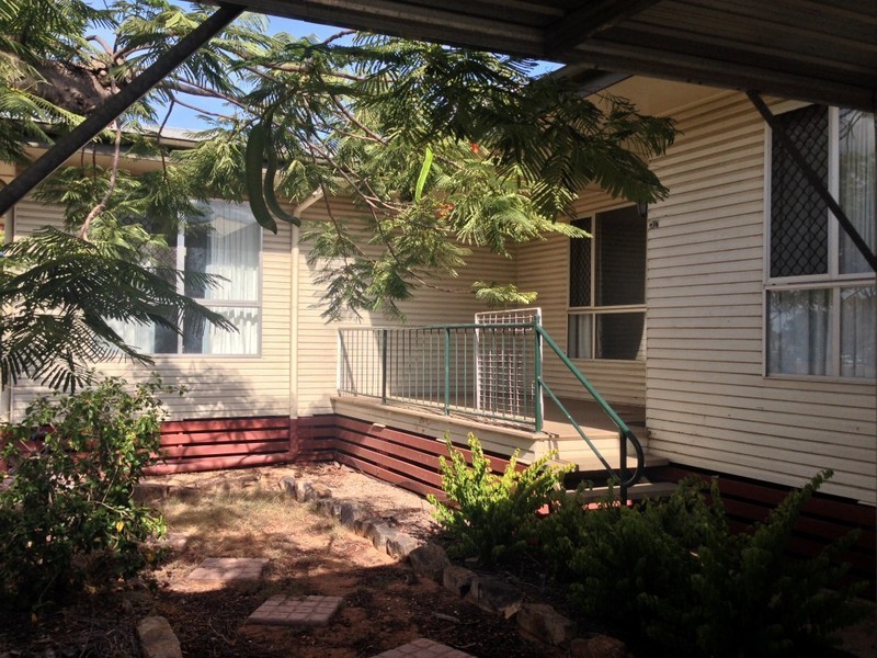 31 Evans Street, Blackwater QLD 4717
