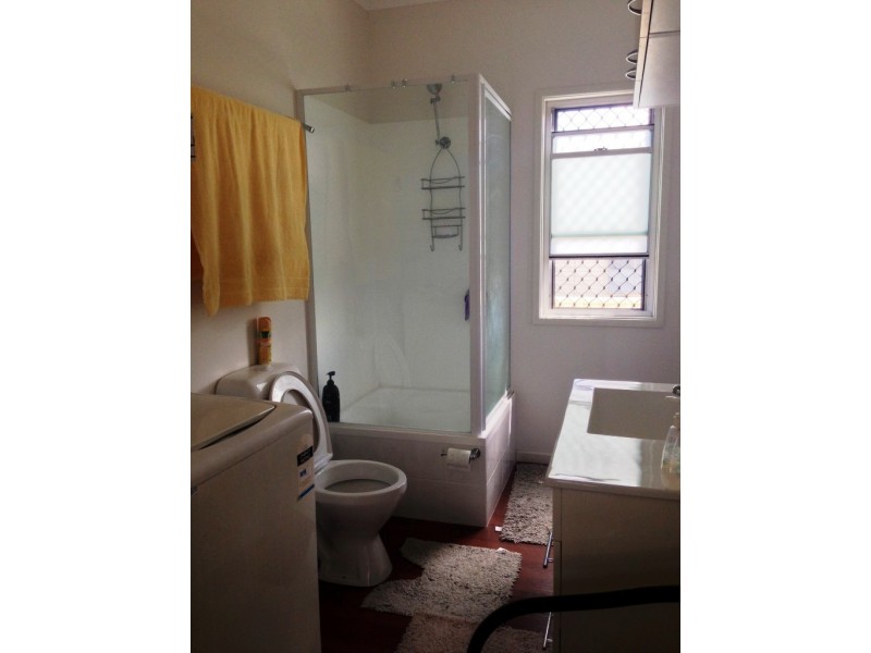 19C Fay Street, Blackwater QLD 4717