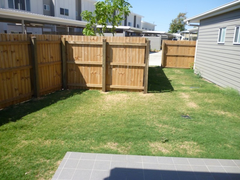 11 Aurora Close, Blackwater QLD 4717