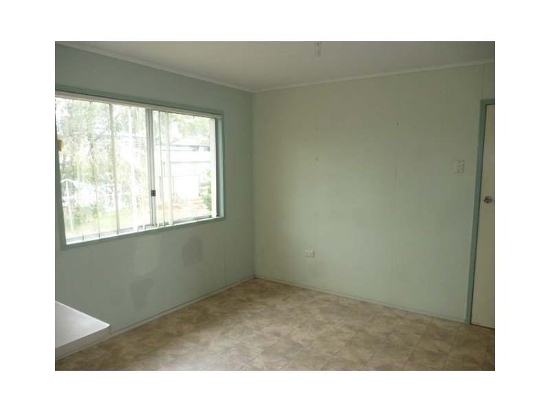 77 Bauman Way, Blackwater QLD 4717