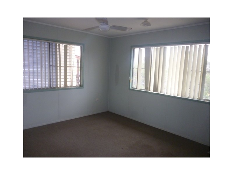 77 Bauman Way, Blackwater QLD 4717