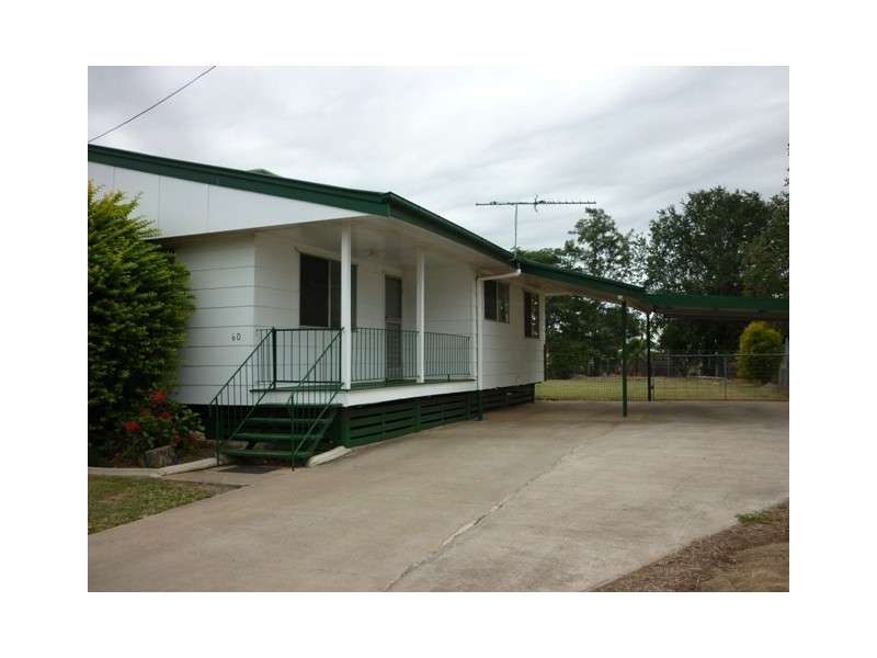 60 Acacia Street, Blackwater QLD 4717