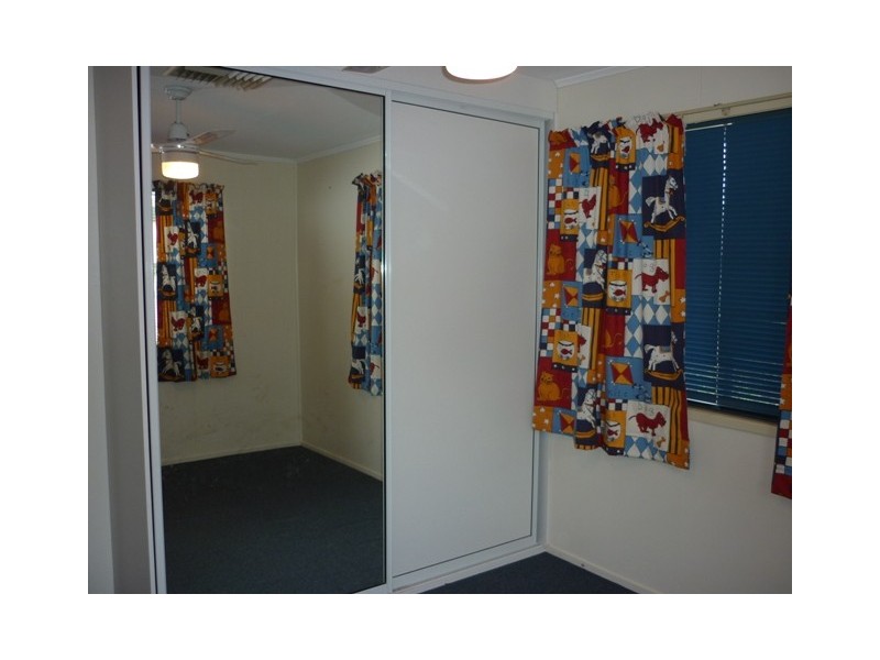 60 Acacia Street, Blackwater QLD 4717