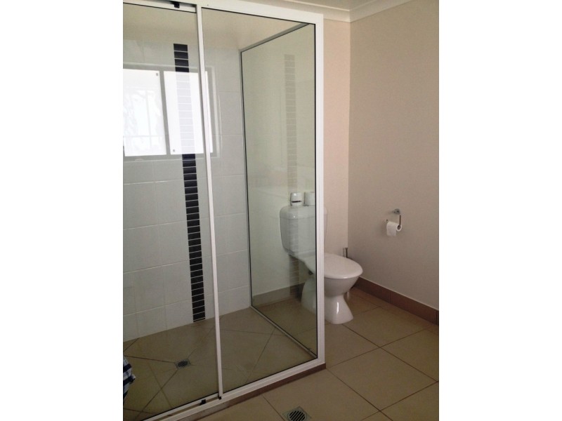 4/16 Bauman Way, Blackwater QLD 4717