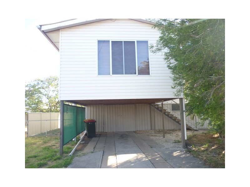 20 Cork Street, Blackwater QLD 4717