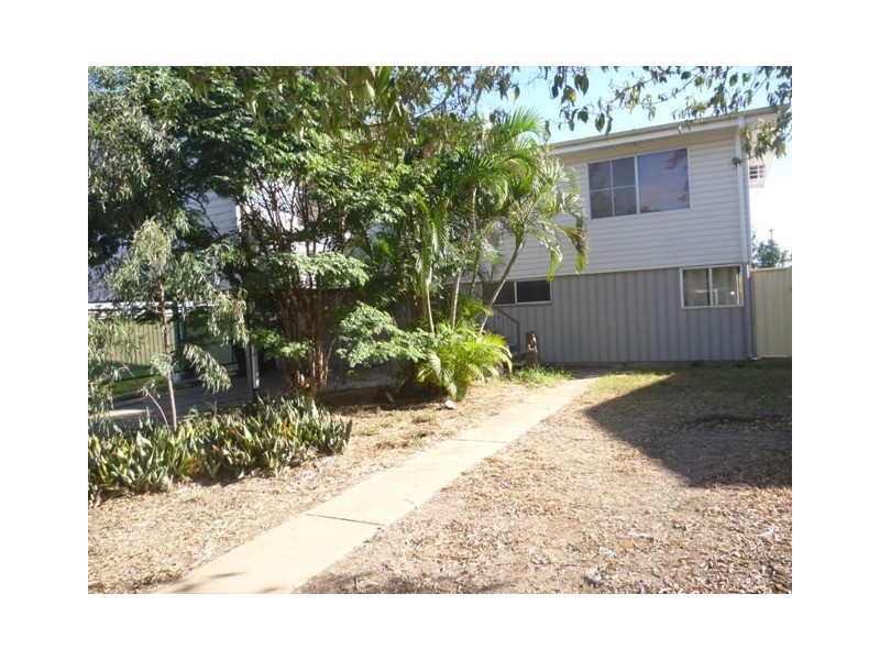 20 Cork Street, Blackwater QLD 4717