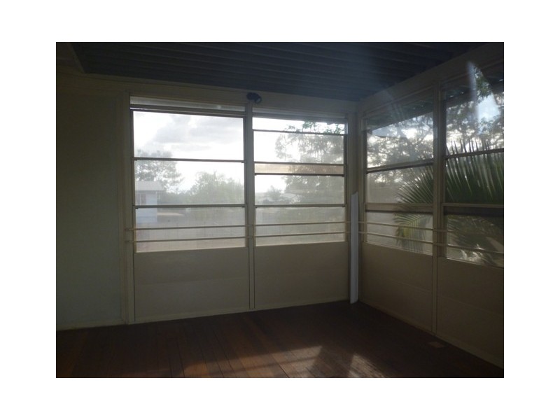 20 Cork Street, Blackwater QLD 4717