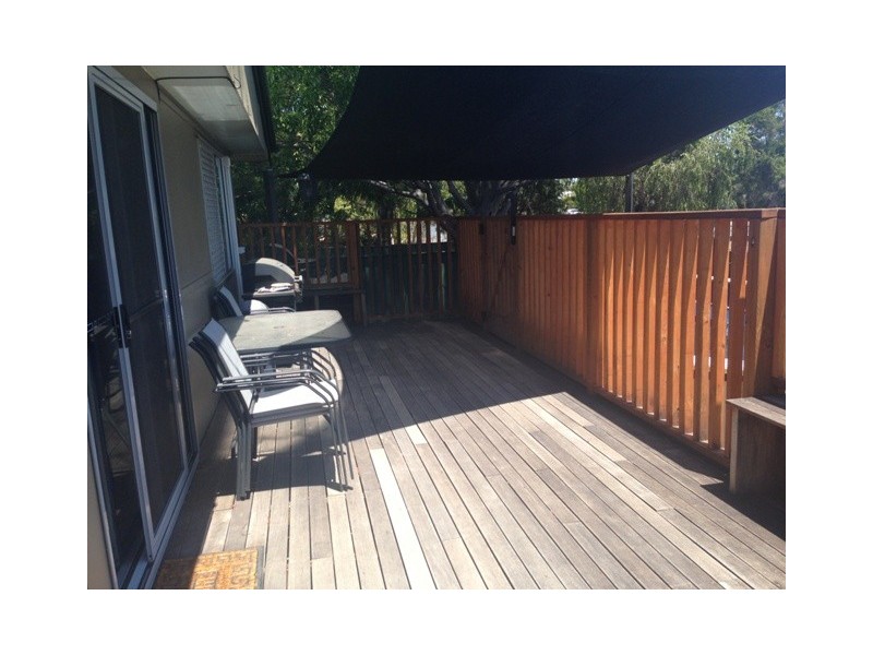 73b Arthur Street, Blackwater QLD 4717