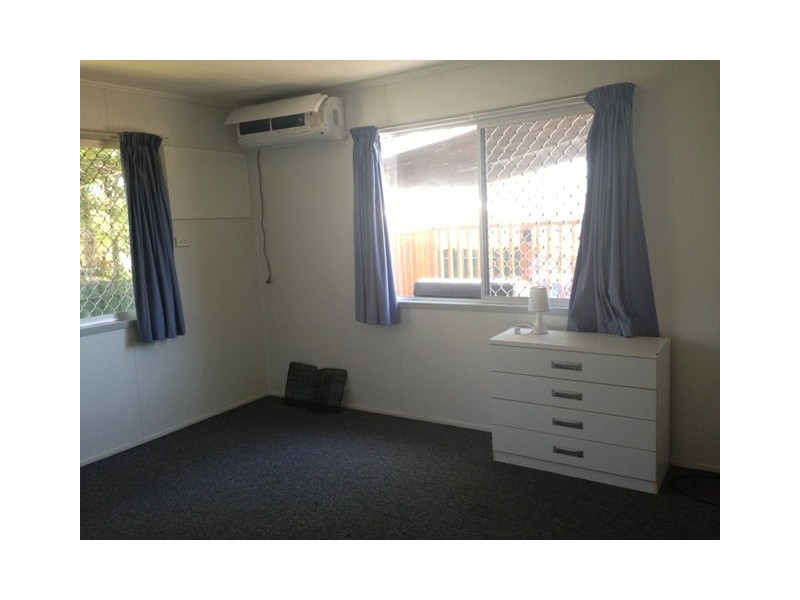 73b Arthur Street, Blackwater QLD 4717