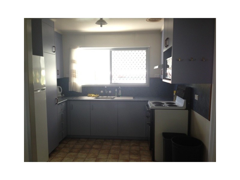 73b Arthur Street, Blackwater QLD 4717