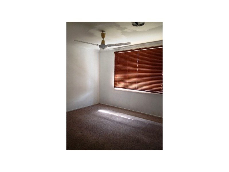 25 Acacia Street, Blackwater QLD 4717